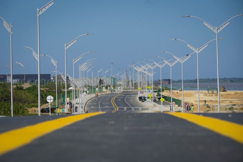 El alcalde de Barranquilla aseguró que “Los barranquilleros van a terminar con cerca de 5 kilómetros de vía y de espacio público de calidad”