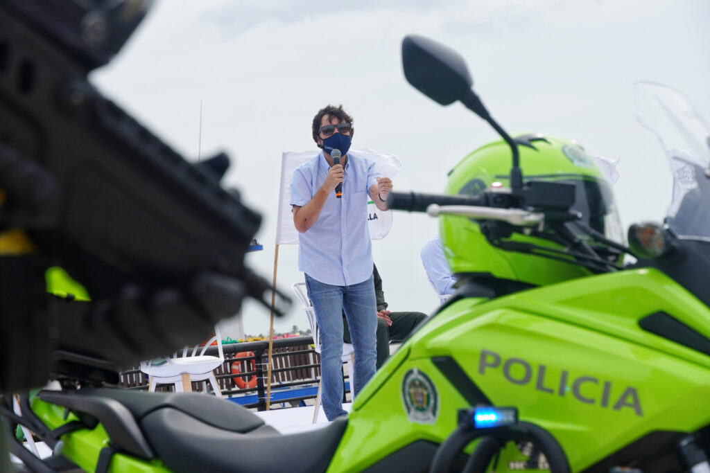 RECAR fuerza élite para combatir el crimen en Barranquilla y su Área Metropolitana. fue presentado este martes en el Gran Malecón del Río, durante un acto presidido por el alcalde de Barranquilla, Jaime Pumarejo Heins