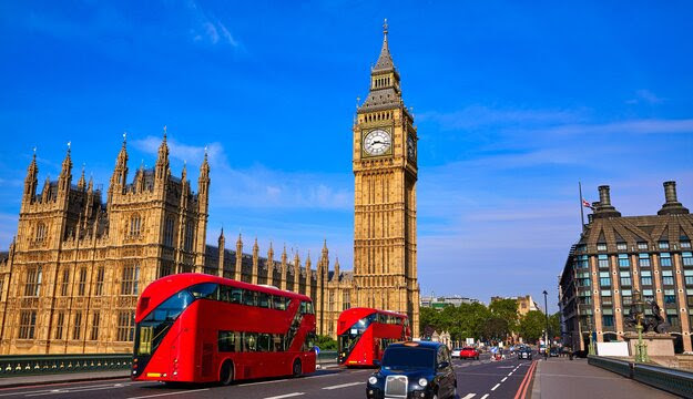 Reino Unido es el país invitado en Cátedra Europa de Uninorte. En la gráfica el Big Ben Clock Tower and London Bus at England