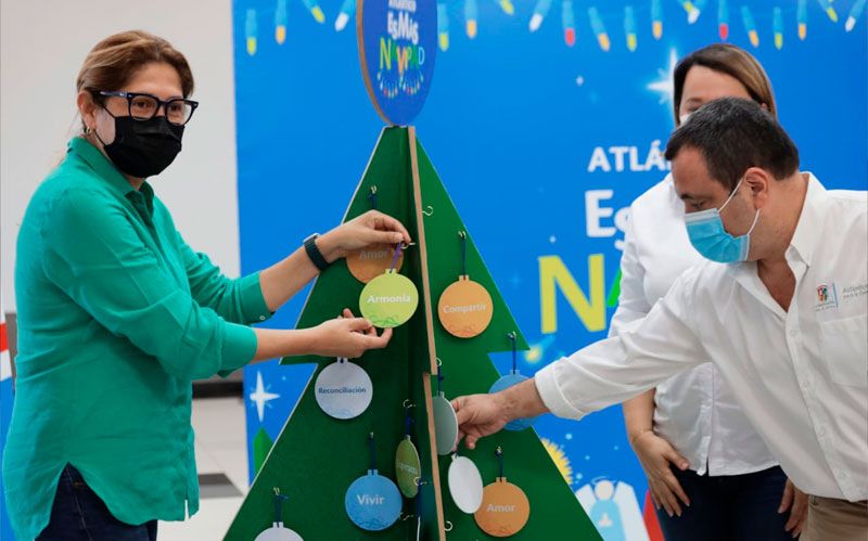 "Atlántico es Más Navidad": sin pólvora, ni balas perdidas y con reactivación segura. La Secretaria de Salud, Alma Solano, la Directora del Instituto de Tránsito del Atlántico, Susana Cadavid y el Secretario del Interior, Yesid Turbay, invitan a los atlanticenses a celebrar la época más linda del año con autocuidado, respetando la sana convivencia.