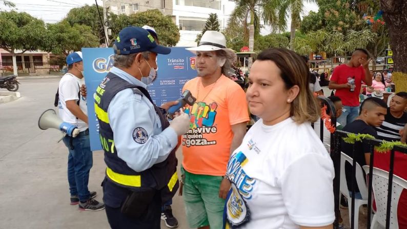 Los ciudadanos recibieron muy bien el mensaje de la Campaña "Gánate el trago más caro de tu vida"