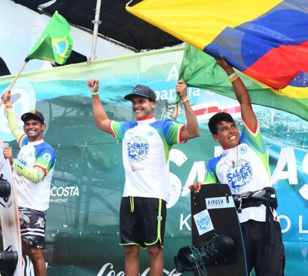 El coĺombiano Juan Rodríguez, se llevó el tercer lugar en el Mundial de Kitesurf realizado en las playas de Salinas del Rey en Juan de Acosta