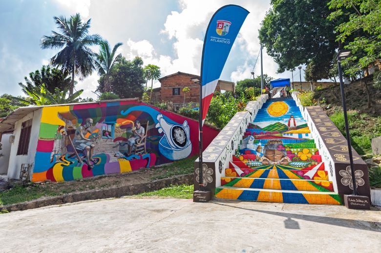 La magia de la "Ruta del Color" en Usiacurí