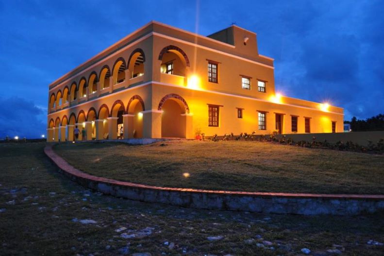 Castillo de Salgar reabre sus puertas con «Macondo»