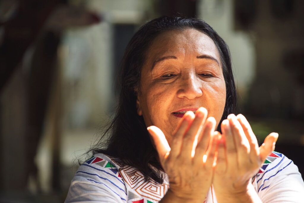 Atlántico celebra la Semana Internacional de los Pueblos Indígenas. La médica tradicional  del cabildo Kaámash-Hu, Jill Machado Pérez, una de las expertas que compartirá sus saberes.