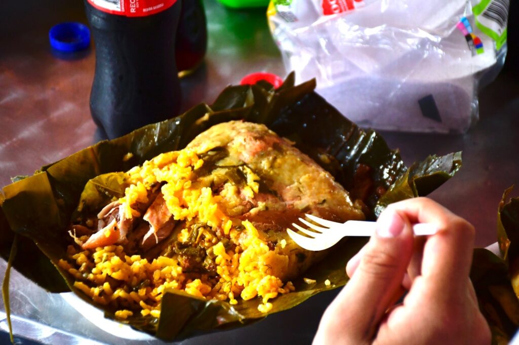 Vacaciones divertidas con la cultura y gastronomía del Atlántico. Pato ahumado, cerdo, pollo, venado, entre otros, son los sabores que se pueden encontrar en este festival del Pastel en Pital de Megua.